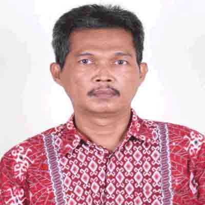 Dr. Yayat Ruhiat